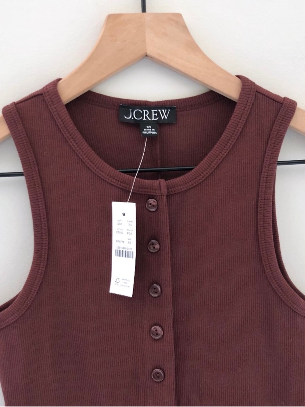 NWT J.Crew Perfect Rib
Button-up Shell Top - Picture 2 of 3